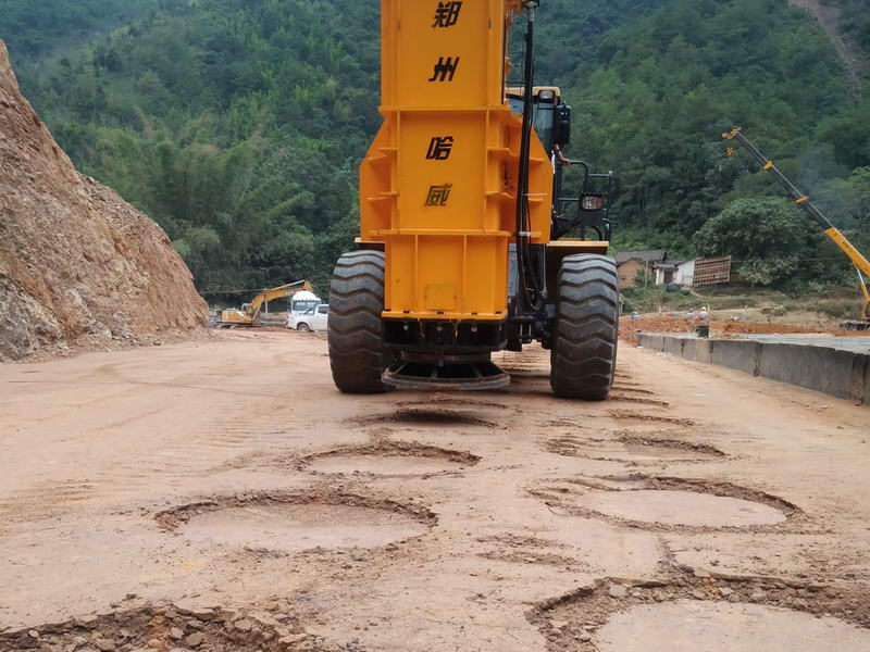 裝載機(jī)打夯機(jī)的高速夯實(shí)主要體現(xiàn)在哪些方面？液壓夯...